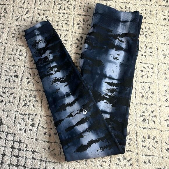 Ivivva Other - Ivivva super high waisted leggings. Size 14 and very very good condition.